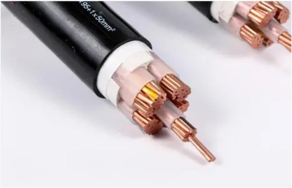 8.7/10kV (15kV) Copper Conductor XLPE Insulated Underground Medium Voltage Power Cable