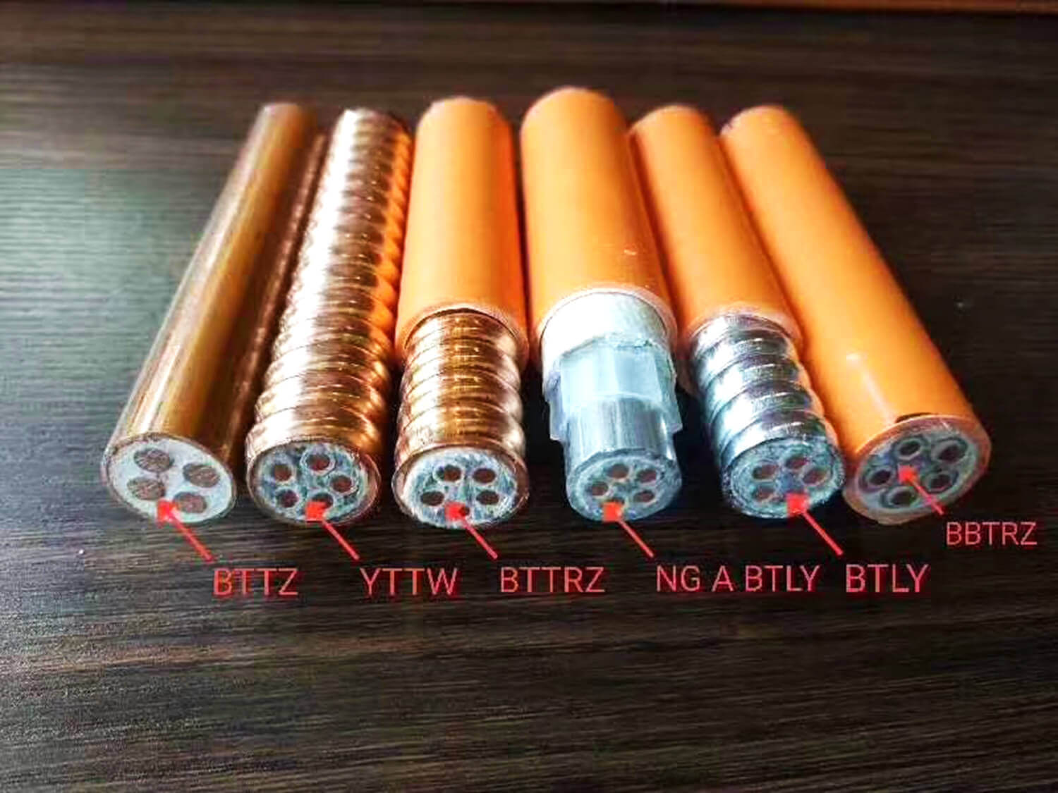Mineral insulated power cable model